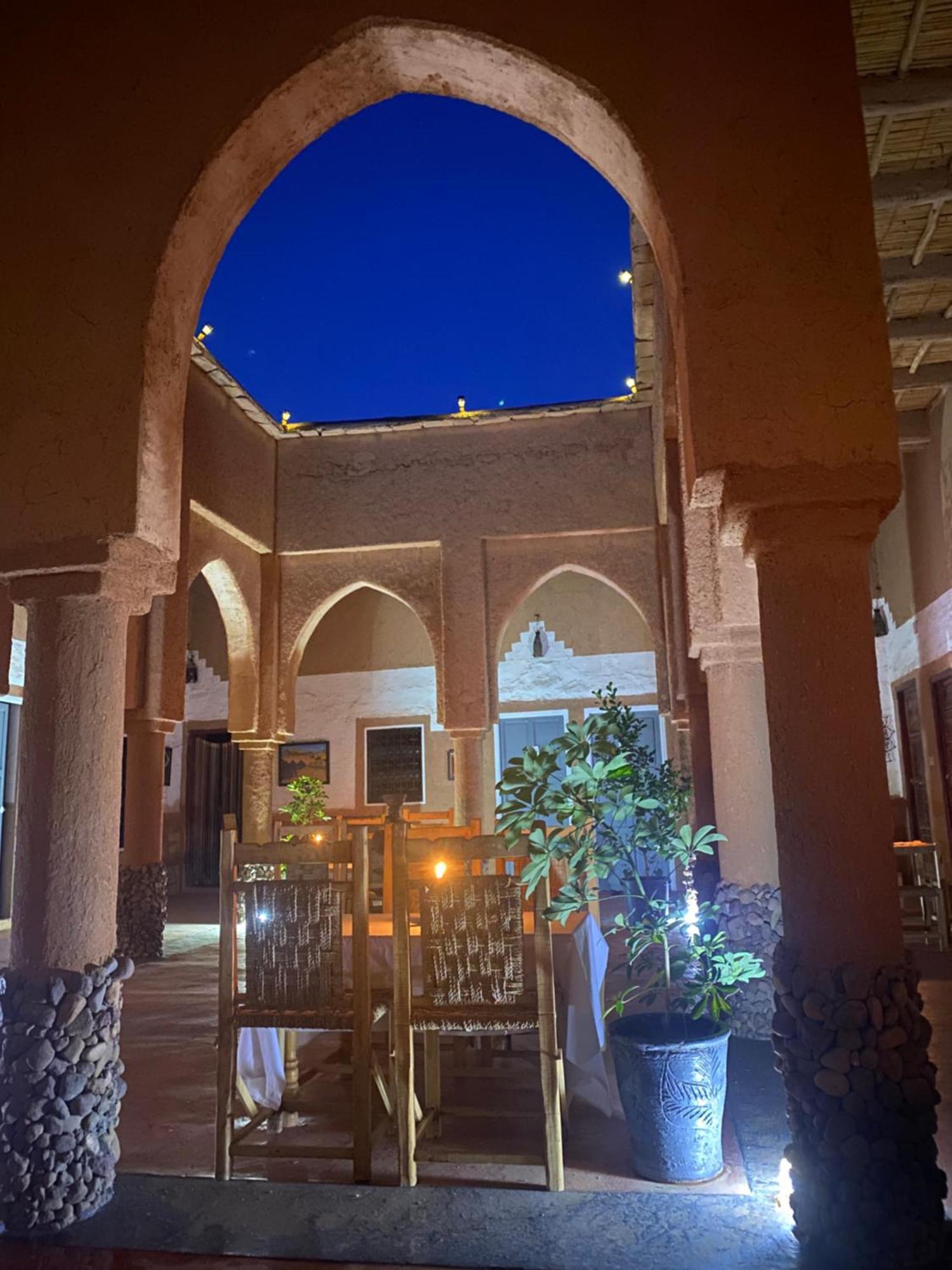 Riad Nkob Bagian luar foto