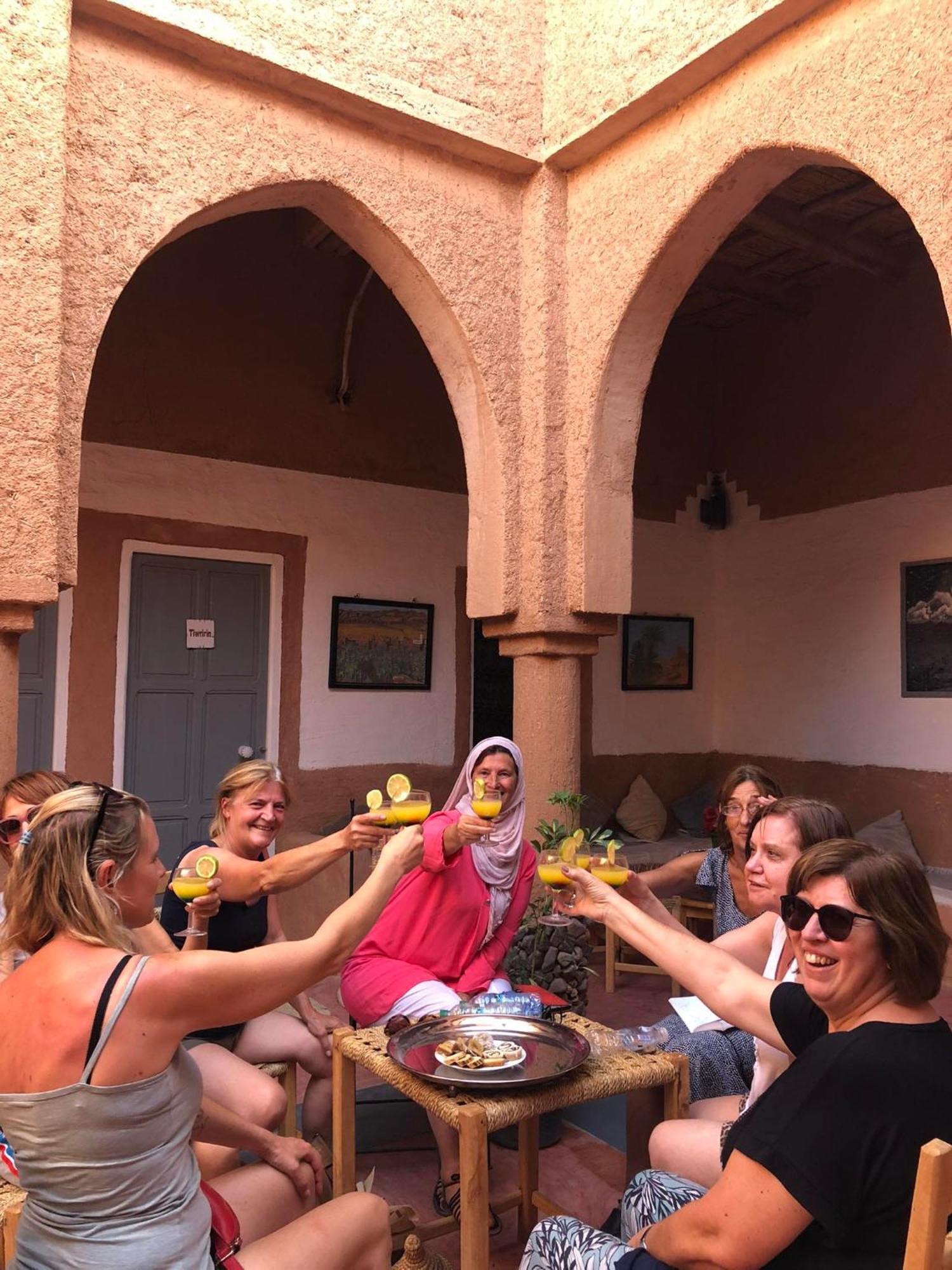 Riad Nkob Bagian luar foto