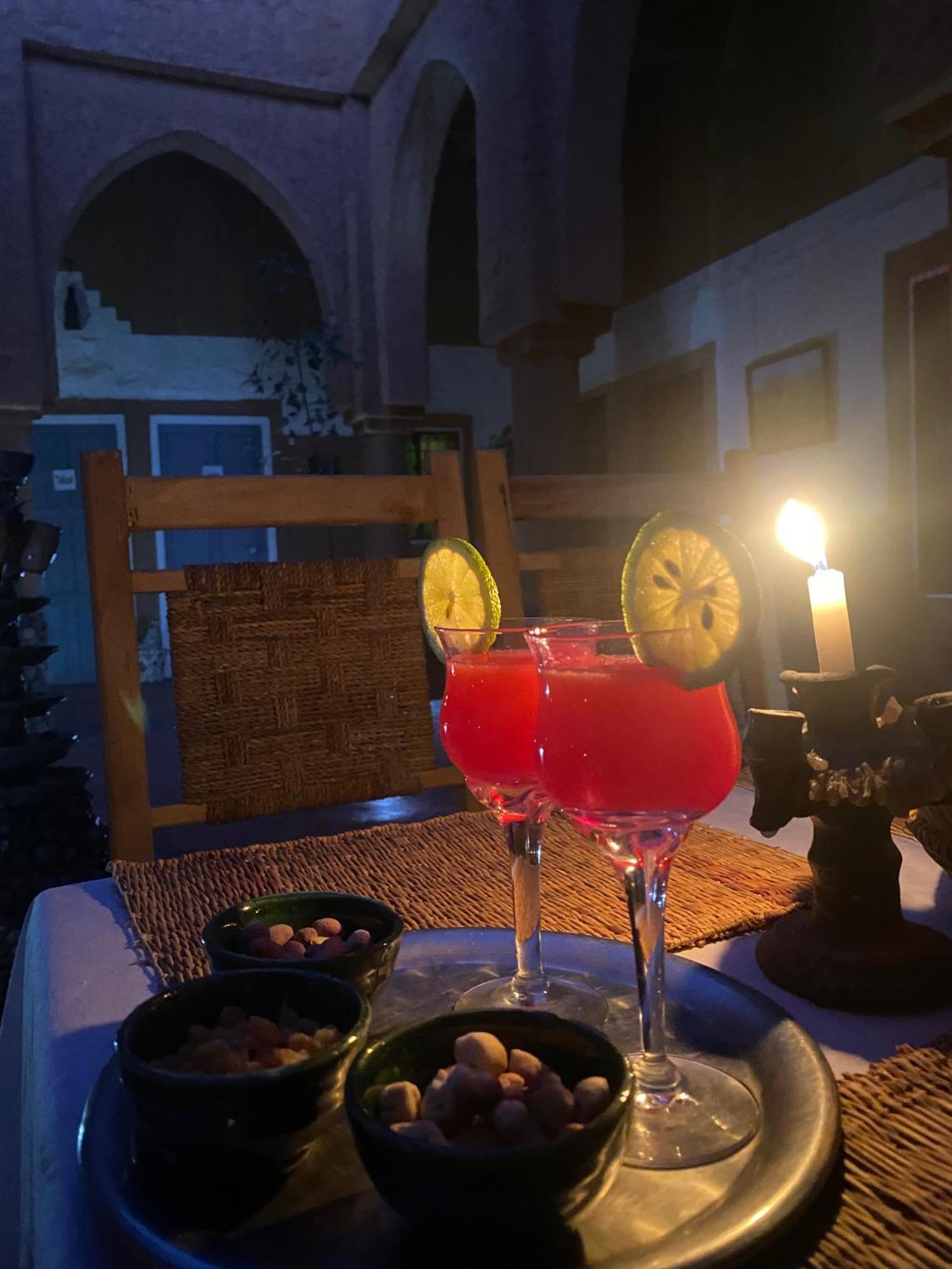 Riad Nkob Bagian luar foto